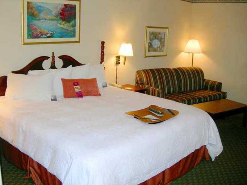 Hampton Inn Bellevue/Nashville I-40 West Екстер'єр фото